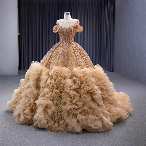 Luxe Champagne Fait main Perlage Perle Paillettes Volants en Cascade Robe De Bal 2023 Robe Boule Encolure Dégagée Manches Courtes Chapel Train Promo Robe De Ceremonie