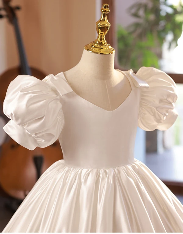 Vintage / Originale Ivoire Anniversaire Robe Ceremonie Fille 2024 Robe Boule V-Cou Gonflée Manches Courtes Longue