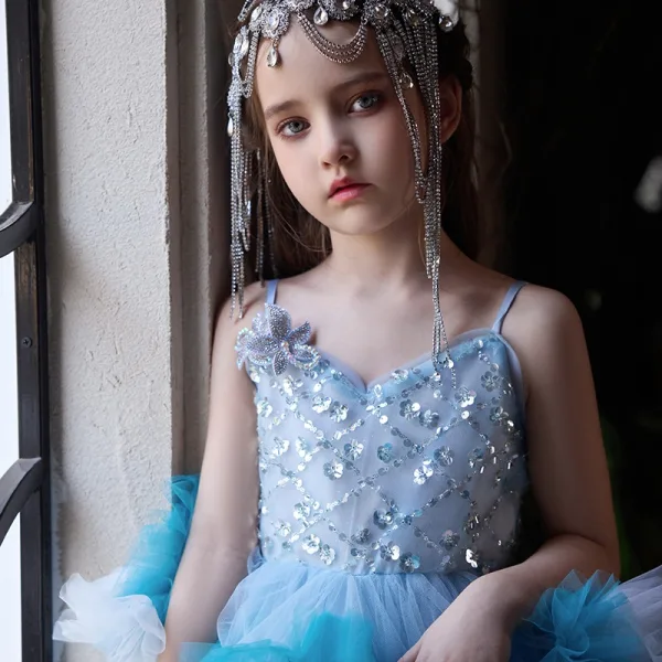 Charmant Himmelblau Perlenstickerei Pailletten Geburtstag Fallende Rüsche Blumenmädchenkleider Ballkleid 2025 Spaghettiträger Ärmellos Rückenfreies Asymmetrisch