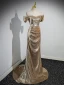 Scintillantes Doré Paillettes Robe De Soirée 2023 Trompette / Sirène De l'épaule Manches Courtes Dos Nu Train De Balayage Soirée Robe De Ceremonie