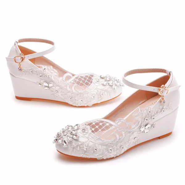 Élégant Blanche Faux Diamant En Dentelle Fleur Chaussure De Mariée 2023 5 cm Compensées À Bout Pointu Mariage Talons
