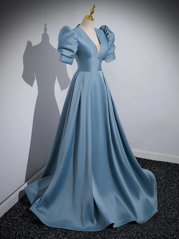 Elegant Pool Blue Satin Prom Dresses 2023 A-Line / Princess V-Neck Short Sleeve Backless Sweep Train Prom Formal Dresses