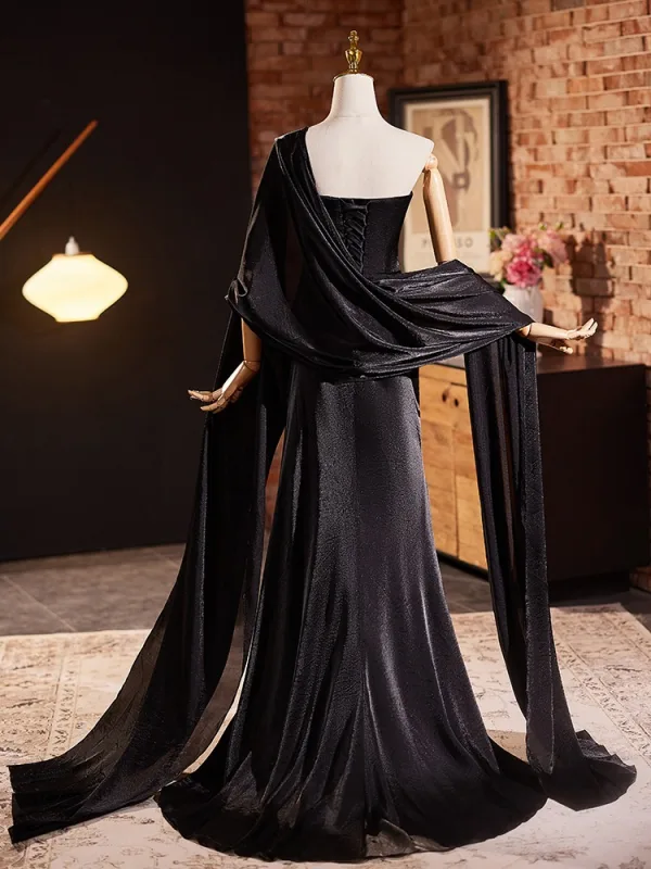 Audrey Hepburn Stil Sexet Sorte Fløjl Selskabskjoler Gallakjoler 2024 Havfrue Stropløs Ærmeløs Halterneck Feje tog Selskabs Kjoler