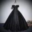 Elegante Schwarz Satin Ballkleider 2023 Ballkleid Off Shoulder Kurze Ärmel Rückenfreies Lange Festliche Kleider