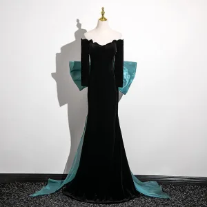 Chic Beautiful Black Velvet Evening Dresses 2025 Trumpet Mermaid Off The Shoulder Short Sleeve Backless Bow Sweep Train Evening Party Formal Dresses