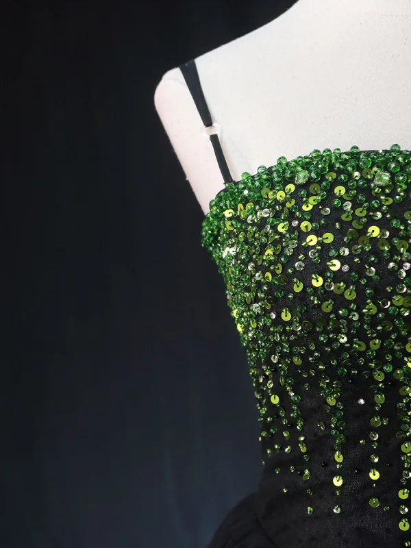 Haut de Gamme Noire Perlage Paillettes Robe De Bal 2024 Robe Boule Bretelles Spaghetti Sans Manches Dos Nu Longue Robe De Ceremonie