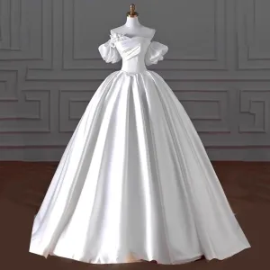 Vintage Retro Modest Simple White Satin Wedding Dresses 2024 Ball Gown Off The Shoulder Short Sleeve Backless Floor Length Long Wedding