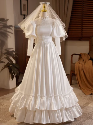 Médiévale Vintage Originale Ivoire Satin En Dentelle Robe De Mariée 2024 Princesse Col Haut Gonflée Manches Courtes Dos Nu Longue Mariage