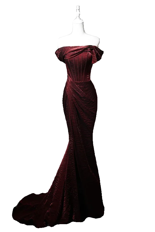 Elegante Burgunderrot Ballkleider 2024 Meerjungfrau Bandeau Ärmellos Rückenfreies Sweep / Pinsel Zug Ball Festliche Kleider