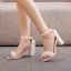 Charmant Blanche En Dentelle Fleur Perle Gland Chaussure De Mariée 2023 Bride Cheville 7 cm Talons Épais Peep Toes / Bout Ouvert Mariage Sandales Talons Hauts