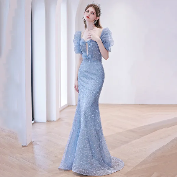 Charmant Bleu Ciel Perlage Robe De Bal 2022 Trompette / Sirène Encolure Carrée Volants Manches Courtes Noeud Longue Robe De Ceremonie