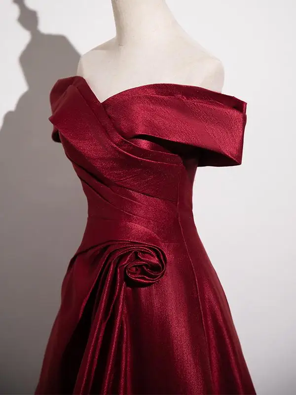 Minimalist Burgundy Satin Prom Dresses 2025 A-Line / Princess Off-The-Shoulder Short Sleeve Backless Floor-Length / Long Prom Formal Dresses
