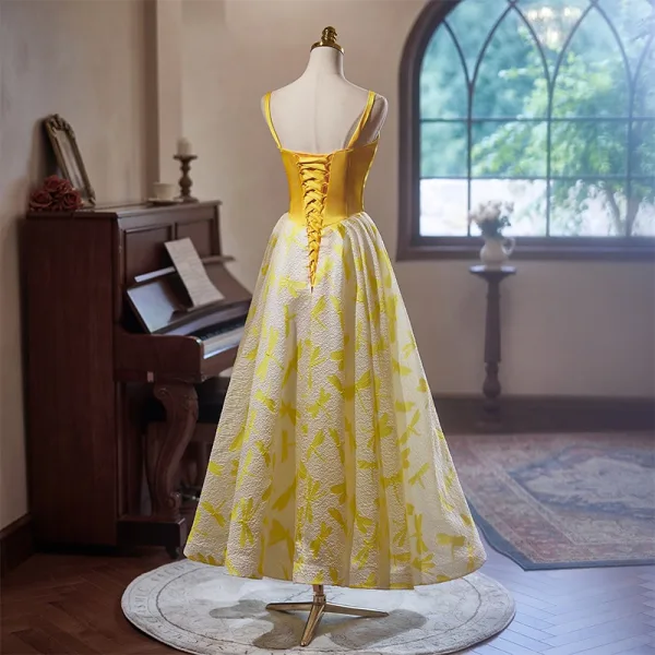 Fashion Yellow Floor-Length / Long Prom Dresses 2024 Ball Gown Spaghetti Straps Sleeveless Backless Prom Formal Dresses