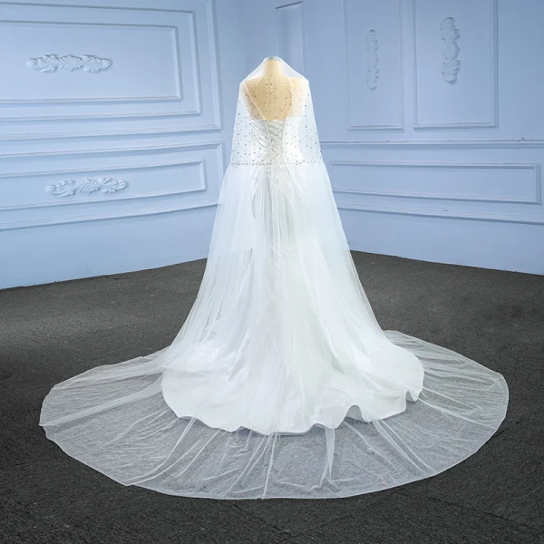 Haut de Gamme Ivoire Satin Paillettes Robe De Mariée 2022 Trompette / Sirène V-Cou Sans Manches Dos Nu Train De Balayage Mariage