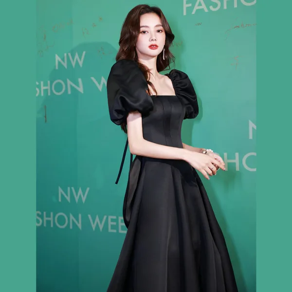 Elegant Black Satin Prom Dresses 2022 A-Line / Princess Square Neckline Puffy Short Sleeve Backless Bow Floor-Length / Long Formal Dresses