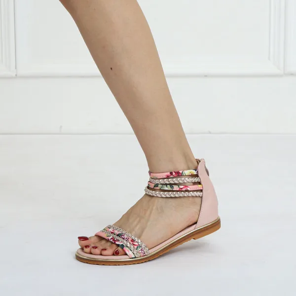 Fashion Black Holiday Beach Flat Womens Sandals 2022 Ankle Strap Open / Peep Toe Sandals