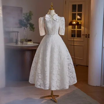 Eleganta Vita Förlovnings Spets Blomma Bröllopsklänningar 2024 Balklänning Hög Hals Pärla Rosett 1 2 Ärm Halterneck Te Längd Bröllop