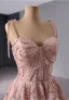 Haut de Gamme Rougissant Rose Fait main Perlage Paillettes Robe De Bal 2024 Princesse Bretelles Spaghetti Sans Manches Dos Nu Train De Balayage Promo Robe De Ceremonie