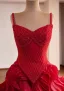 Mode Burgunderrot Perlenstickerei Fallende Rüsche Ballkleider 2026 Ballkleid Spaghettiträger Ärmellos Rückenfreies Sweep / Pinsel Zug Festliche Kleider