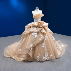 Luksus Champagne Blonder Blomst Gripende Ruffles Brudekjoler 2022 Ballkjole Strapless Uten Ermer Ryggløse Royal Train Bryllup