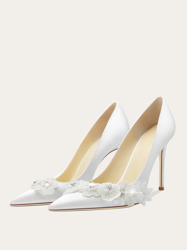 Chic / Beautiful White Beading Rhinestone Flower Wedding Shoes 2024 Leather 10 cm Stiletto Heels Pointed Toe Wedding Pumps High Heels