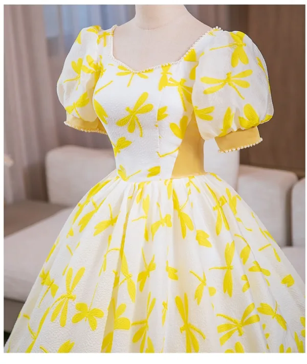 Elegant Yellow Prom Dresses 2024 Ball Gown Square Neckline Short Sleeve Backless Long