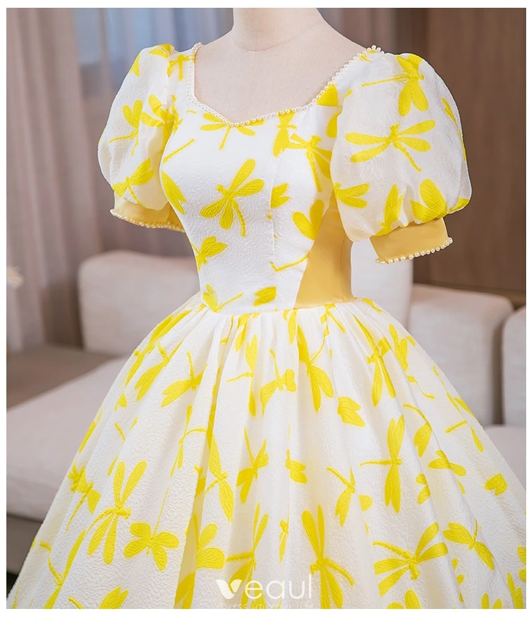 Elegant Yellow Prom Dresses 2024 Ball Gown Square Neckline Short Sleeve Backless Floor-Length / Long Prom Formal Dresses Elegant Yellow Prom Dresses 2024 Ball Gown Square Neckline Short Sleeve Backless Floor-Length / Long Prom Formal Dresses