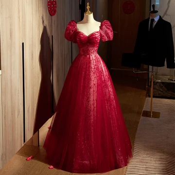 Chic Belle Bordeaux Paillettes Robe De Bal 2022 Princesse Encolure Carrée Gonflée Manches Courtes Dos Nu Noeud Longue Promo Robe De Ceremonie