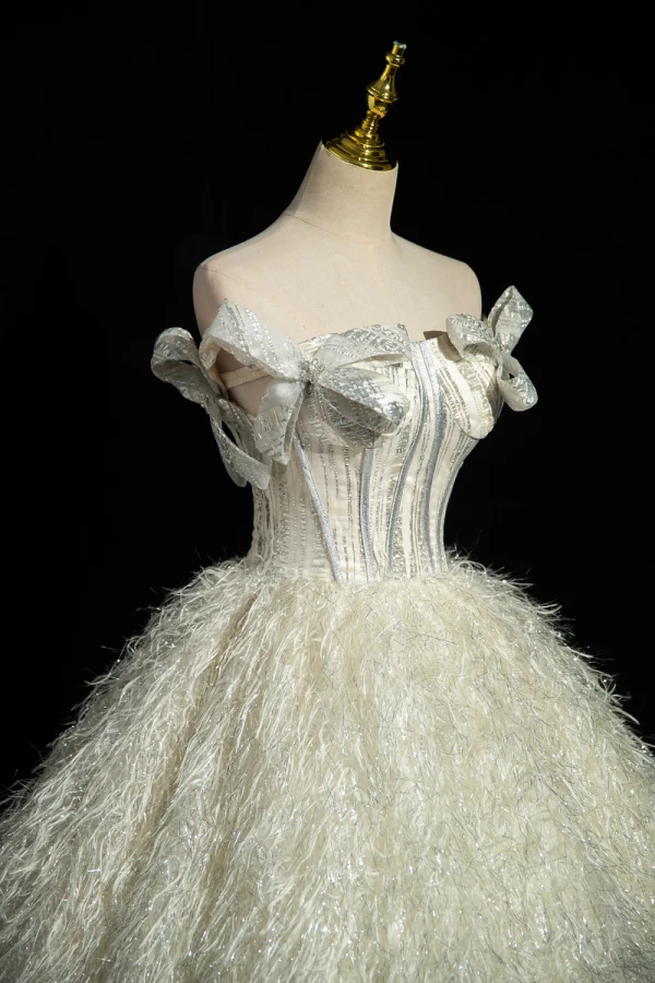Charmant Ivory / Creme Glanz Pailletten Quaste Ballkleider 2023 Ballkleid Bandeau Schleife Ärmellos Rückenfreies Lange Festliche Kleider