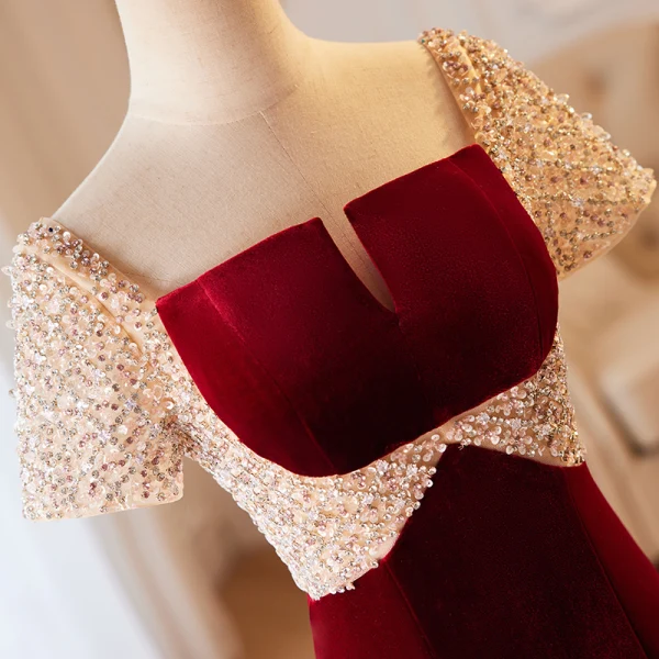 Charmant Bordeaux Perlage Paillettes Robe De Soirée 2023 Trompette / Sirène Encolure Carrée Manches Courtes Dos Nu Longue Soirée Robe De Ceremonie