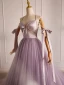 Charmant Lavendel Perlenstickerei Perle Schleife Ballkleider 2024 Ballkleid Spaghettiträger Ärmellos Rückenfreies Sweep / Pinsel Zug Ball Festliche Kleider