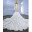 Luxe Blanche Fait main Perlage Perle Faux Diamant Robe De Mariée 2023 Trompette / Sirène Encolure Carrée Manches Longues Dos Nu Chapel Train Mariage