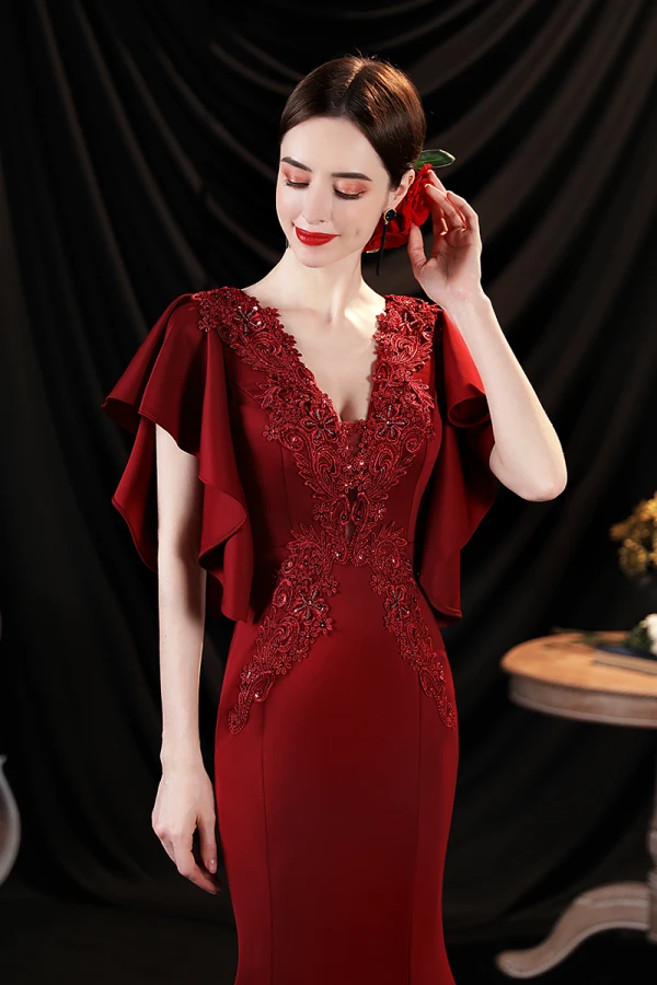 Charming Burgundy Beading Lace Flower Satin Evening Dresses 2022 Trumpet / Mermaid V-Neck Short Sleeve Backless Floor-Length / Long Prom Formal Dresses