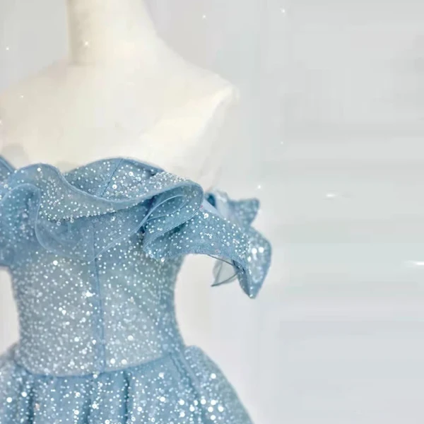 Schöne Himmelblau Pailletten Ballkleider 2022 Off Shoulder A Linie Ärmellos Rückenfreies Lange Ball Festliche Kleider