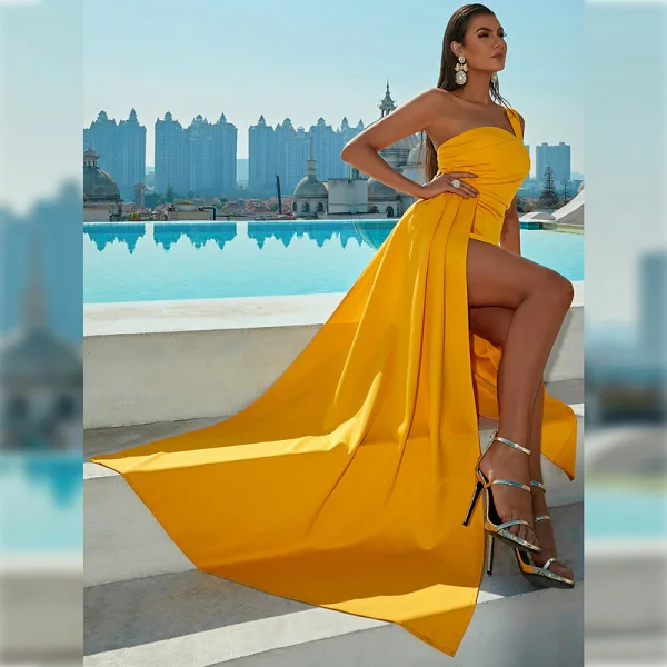 Fashion Yellow Holiday Split Front Evening Dresses 2022 Trumpet / Mermaid One-Shoulder Sleeveless Backless Floor-Length / Long Formal Dresses