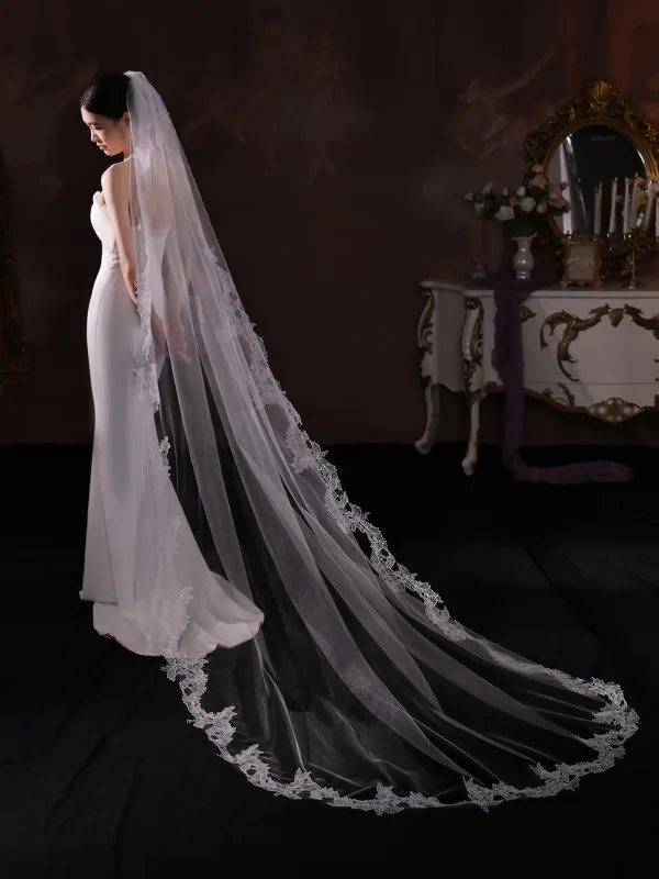 Elegant White Lace Flower Wedding Tulle shawl 2025