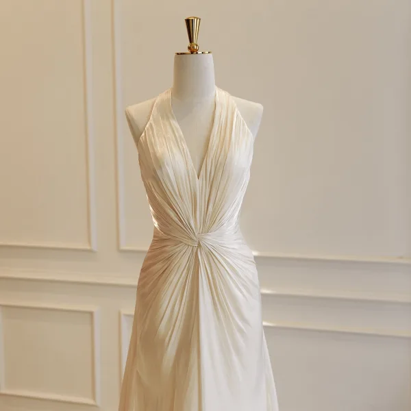 Fashion Sexy Ivory Evening Dresses 2026 A-Line / Princess Halter Sleeveless Backless Floor-Length / Long Formal Dresses