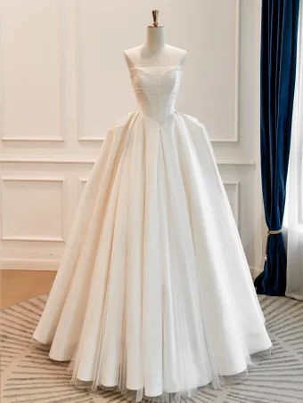 High End Modest Simple Ivory Beading Satin Wedding Dresses 2026 A Line Princess Strapless Sleeveless Backless Floor Length Long