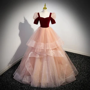 Chic Beautiful Burgundy Glitter Cascading Ruffles Prom Dresses 2023 Ball Gown Square Neckline Short Sleeve Backless Floor Length Long Prom Formal Dresses