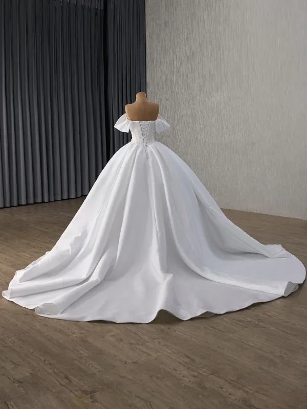 High-end Elegant White Pearl Satin Wedding Dresses 2025 Ball Gown Off-The-Shoulder Short Sleeve Backless Chapel Train Wedding