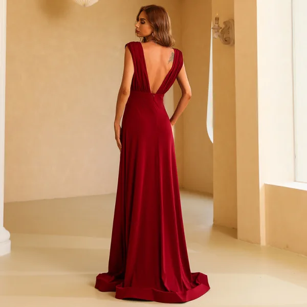 Chic / Beautiful Burgundy Split Front Prom Dresses 2022 A-Line / Princess V-Neck Sleeveless Backless Floor-Length / Long Prom Formal Dresses