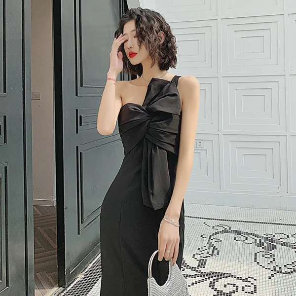 Sexy Schwarz Gespaltete Front Abendkleider 2022 Meerjungfrau One-Shoulder Schleife Ärmellos Rückenfreies Lange Abend Festliche Kleider