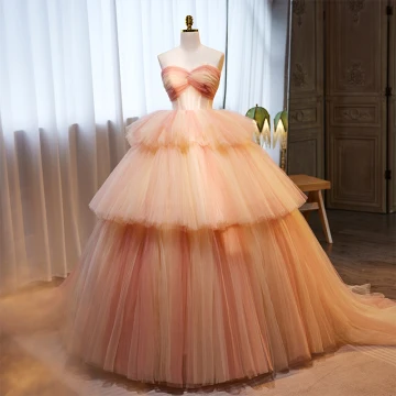 Charmant Rougissant Rose Volants En Cascade Robe De Bal 2023 Robe Boule Bustier Sans Manches Dos Nu Train De Balayage Promo Robe De Ceremonie