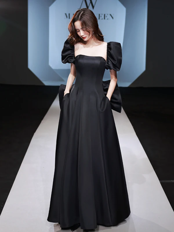 Elegant Black Satin Prom Dresses 2022 A-Line / Princess Square Neckline Puffy Short Sleeve Backless Bow Floor-Length / Long Formal Dresses