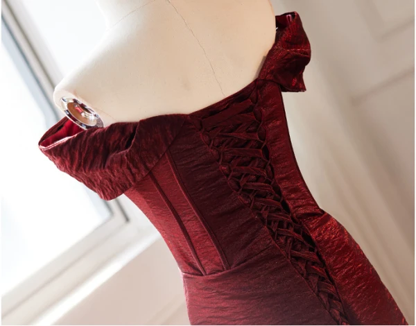 Chic / Beautiful Burgundy Split Front Prom Dresses 2024 Trumpet / Mermaid Off-The-Shoulder Sleeveless Backless Court Train Prom Formal Dresses