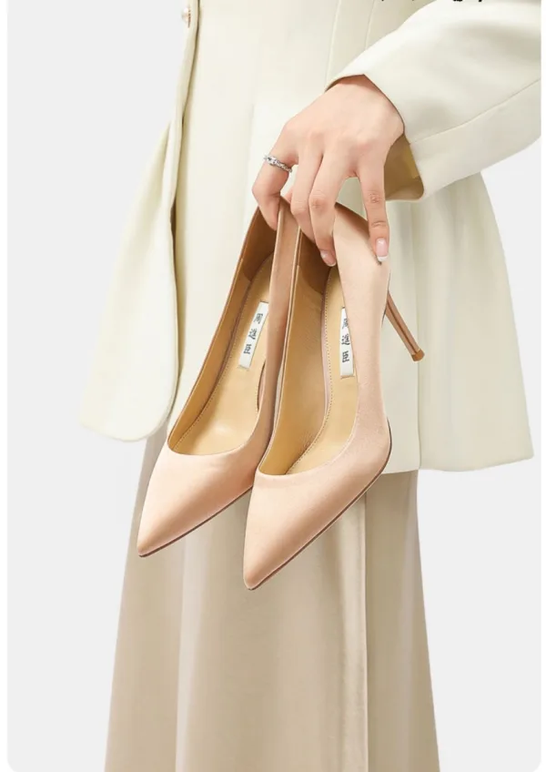 Élégant Champagne Fait main Promo Escarpins 2024 Cuir 8 cm Talons Aiguilles À Bout Pointu Escarpins Talons Hauts