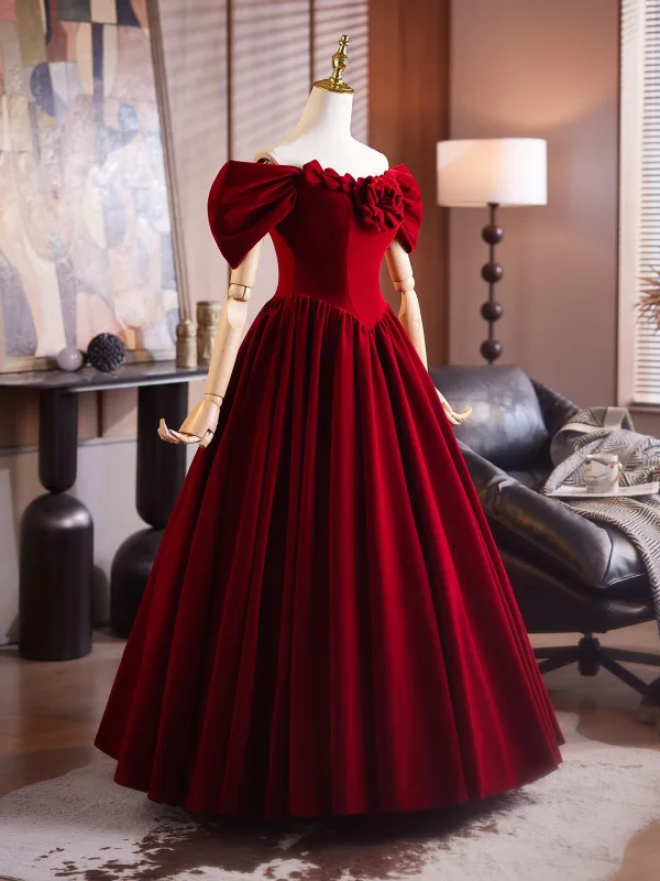 Vintage / Retro Burgundy Velvet Prom Dresses 2025 A-Line / Princess Off-The-Shoulder Short Sleeve Backless Floor-Length / Long Prom Formal Dresses
