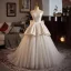 Vintage / Originale Blanche Volants en Cascade Satin Robe De Mariée 2025 Robe Boule Bustier Sans Manches Dos Nu Noeud Train De Balayage