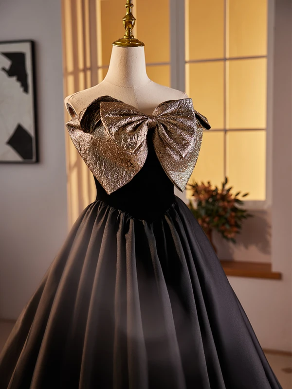 Elegant Black Prom Dresses 2024 Ball Gown Strapless Bow Sleeveless Backless Floor-Length / Long Prom Formal Dresses