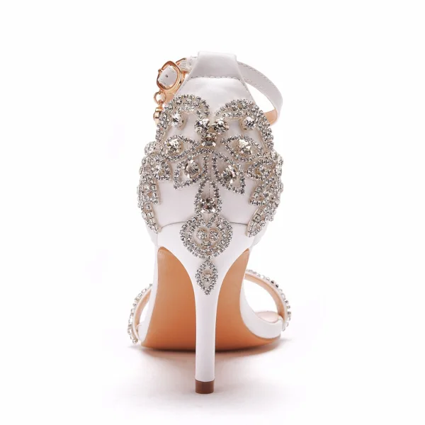 Charmant Weiß Strass Brautschuhe 2022 Knöchelriemen 8 cm Stilettos Peeptoes Hochzeit Sandaletten Hochhackige